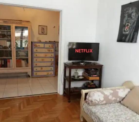 Kyriaki 'S Artistic Apartment Next Metro Agios Ioannis Atenas Exterior foto